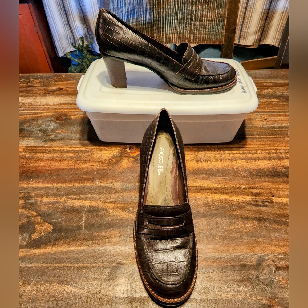 Aerosoles Brown Leather Penny Loafers 3 inch Heel